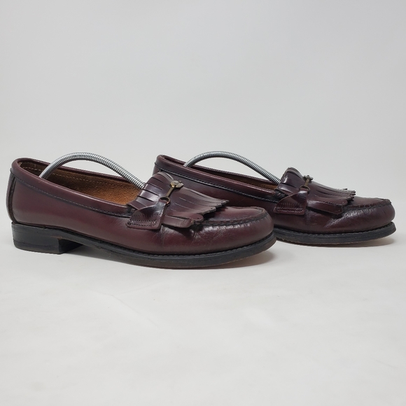 G.H. Bass & Co. Shoes - G.H. Bass Weejuns Tassle Slip-On Loafers